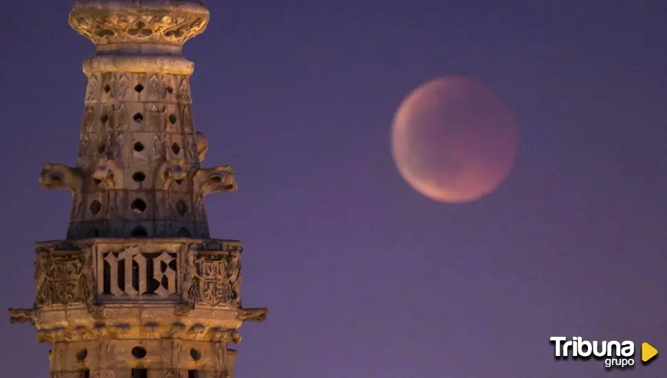 Hallan indicios de un antiguo océano de magma en el polo sur de la Luna