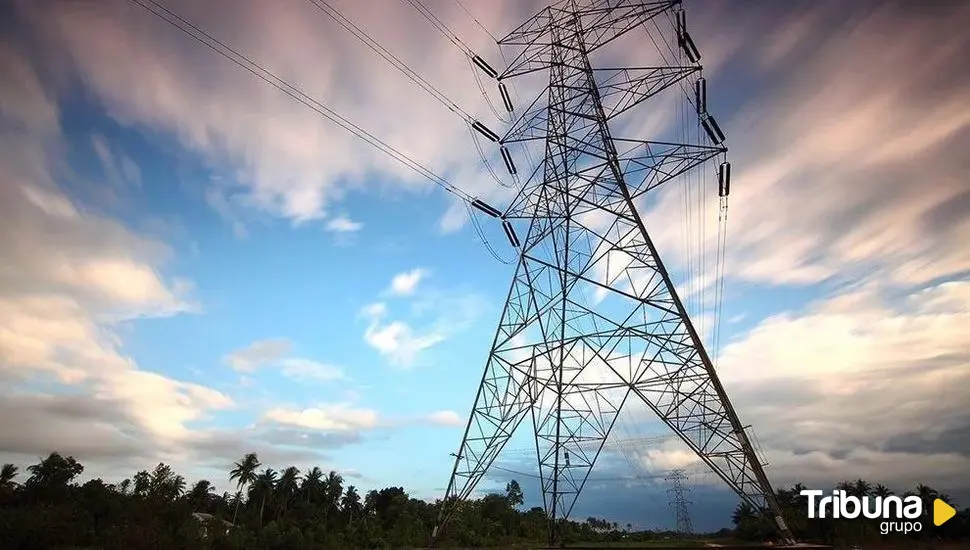 La luz alcanza este jueves el precio más alto en lo que va de año