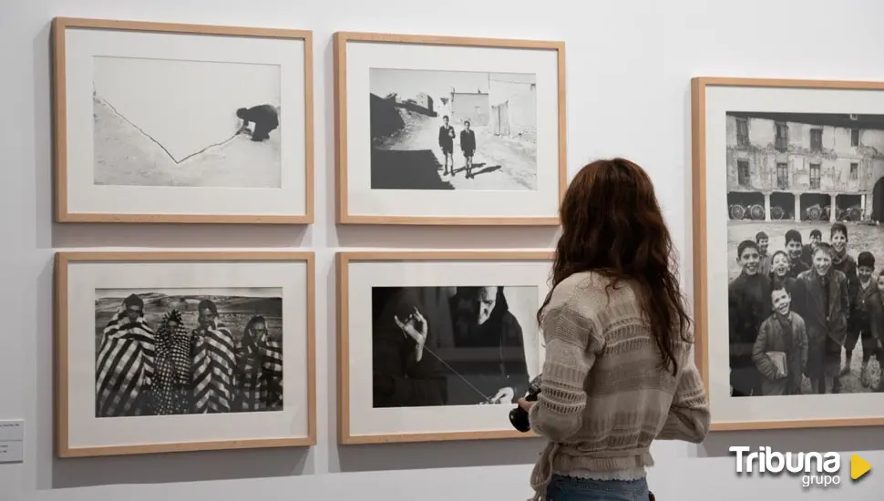 'Visit Spain', la mirada fotográfica de Ramón Masats llega a la Hospedería Fonseca 