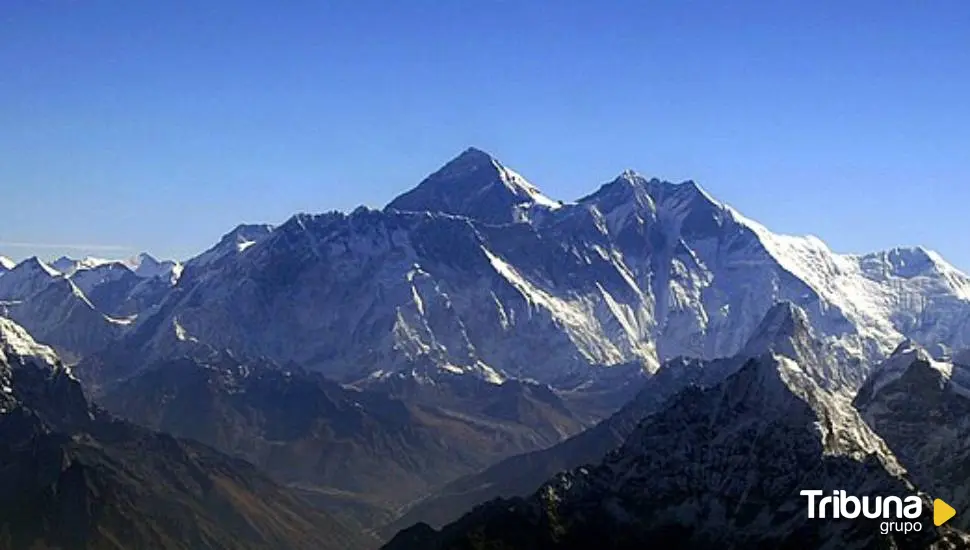 El Everest, la montaña más alta del mundo que además 'crece' dos milímetros al año