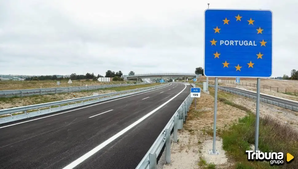 Españoles y portugueses agradecen el fin de los peajes en las autovías transfronterizas