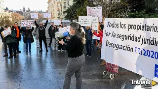 Ofensiva de PP y PSOE en materia de vivienda mientras los propietarios salen a la calle