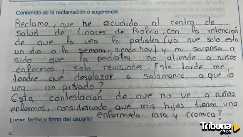 Padres de Linares de Riofrío denuncian que la pediatra "se niega a atender a niños enfermos" 