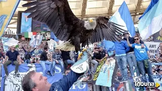 El Lazio despide al cetrero de su águila Olympia por publicar un vídeo de su prótesis de pene