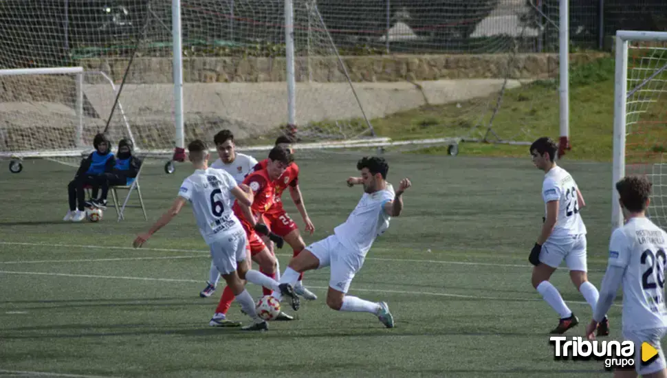 Empate inservible en el derbi entre UD Santa Marta y Ciudad Rodrigo CF