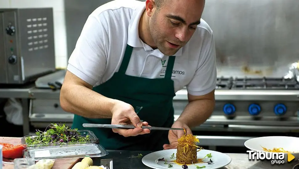 'Los Álamos' de Peñaranda brilla en el Concurso de Platos del Cerdo con su innovador 'Escucha tradición'