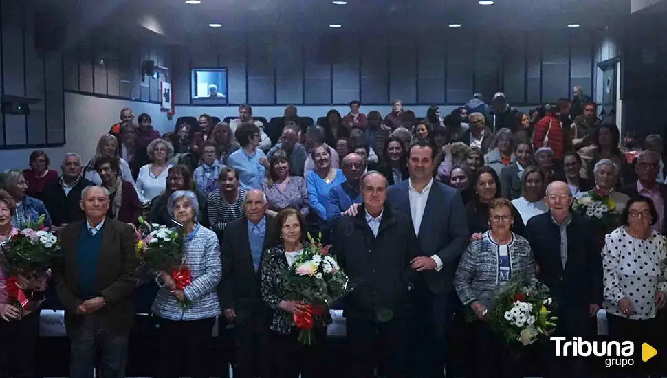 Santa Marta de Tormes celebra el amor duradero con la segunda gala '50 años juntos'