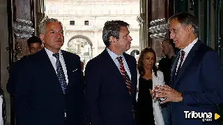 Carbayo tilda de "mausoleo" la estación de tren de Puente para Valladolid y augura protestas en Salamanca