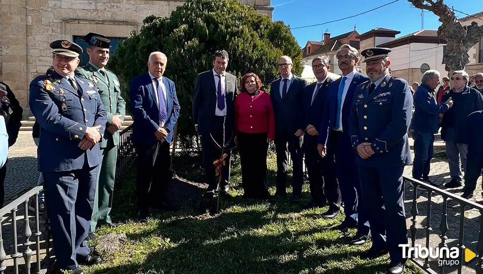 La Fregeneda se viste de fiesta y se hermana con Portugal en el Día del Almendro