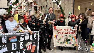 Guijuelo abre su Carnaval con el color y la magia de los más pequeños en el desfile escolar