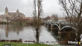 El Tormes se desborda de vida: su caudal alcanza los 168 metros cúbicos tras las últimas lluvias